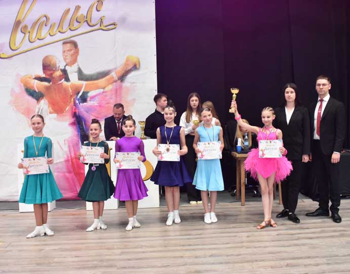 kvitnvals150424 kor 6